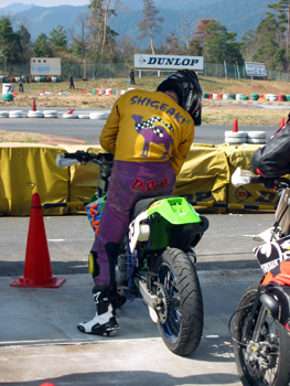 b0094687_2203871.jpg