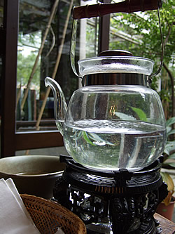 d0074578_11136.jpg