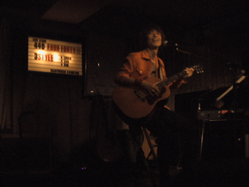 f0019747_2472671.gif