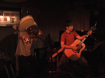 f0019747_2494456.gif