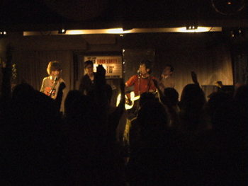 f0019747_2552446.gif