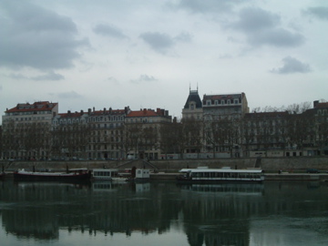 d0111714_3512912.jpg