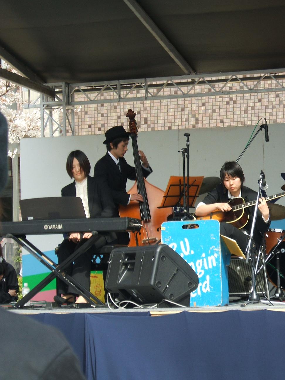 f0133293_234956.jpg