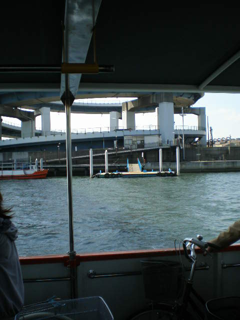 d0104252_1061919.jpg