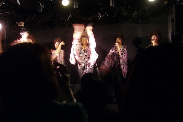 d0010496_112188.jpg