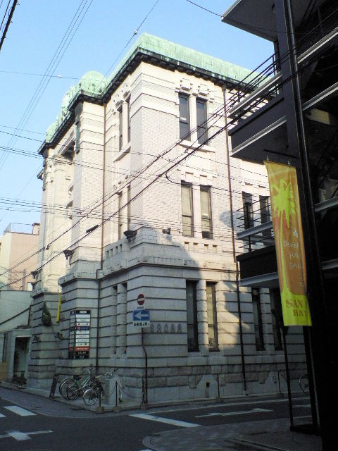 e0064133_11595.jpg