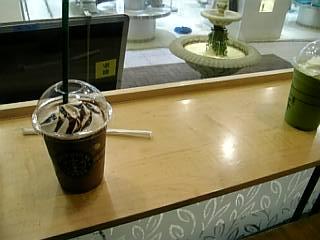 f0006510_22194694.jpg