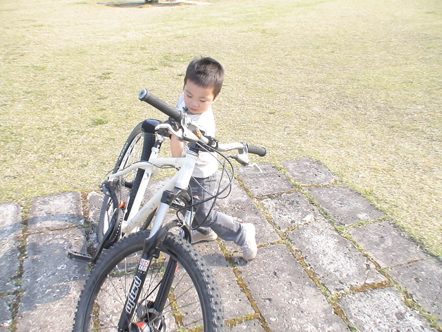 f0028123_22291269.jpg