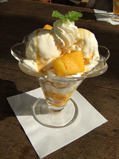 d0023323_2356851.jpg