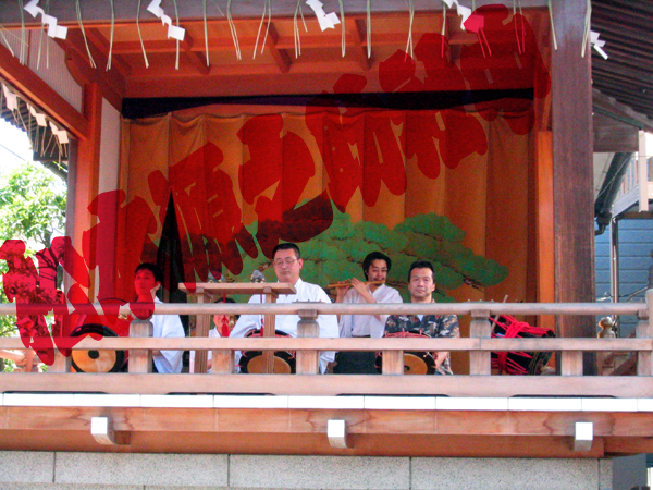 d0053492_18178.jpg