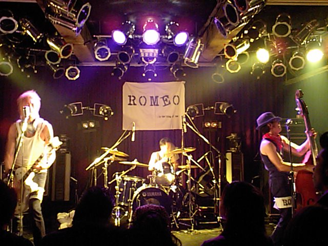 f0009238_2048353.jpg