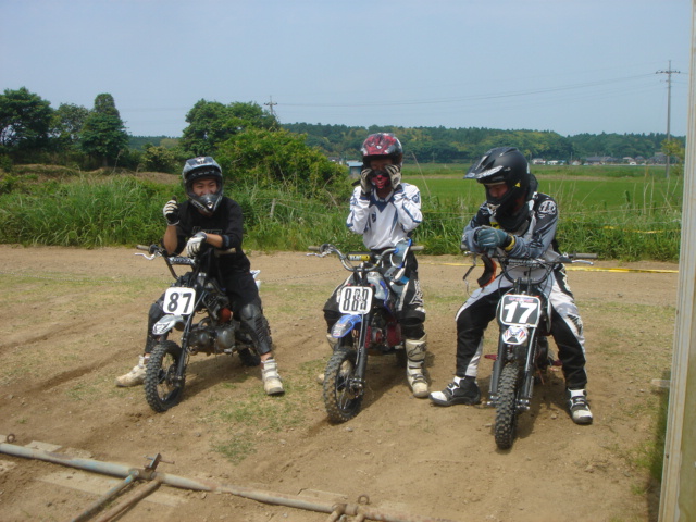 d0090192_23163541.jpg