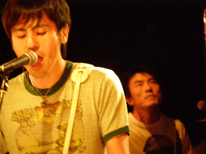 f0019747_0252910.gif