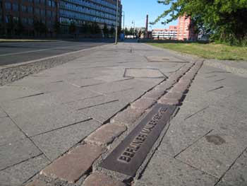 e0038811_653508.jpg