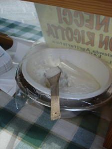 f0106597_231374.jpg