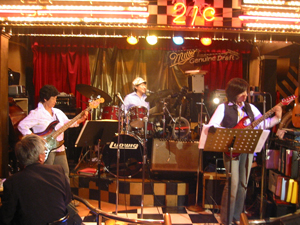 f0001054_5311555.jpg