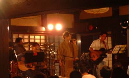 b0098881_22352171.jpg