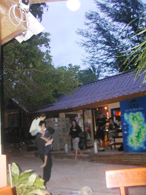 e0027447_0511950.jpg
