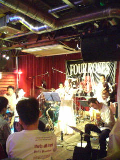 f0014209_353255.jpg
