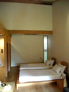 f0019063_1652377.jpg
