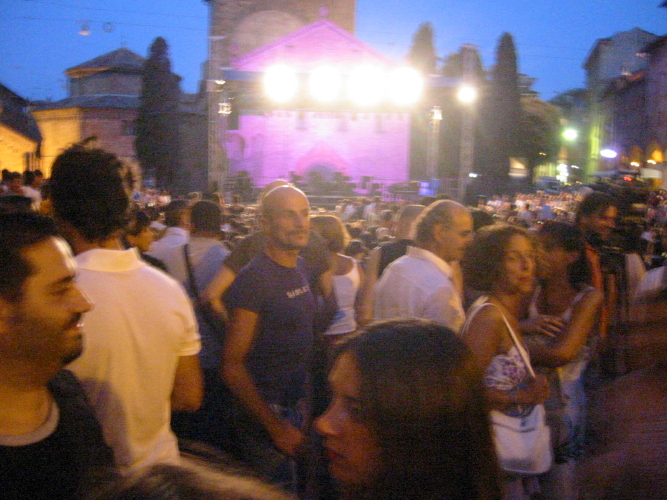 f0077159_0482338.jpg