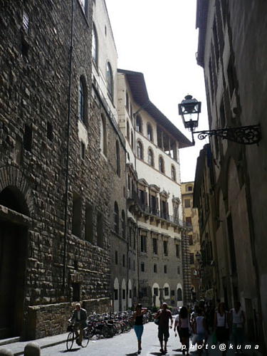f0050468_2354350.jpg