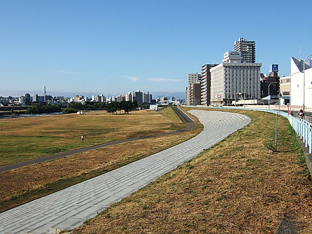 b0085526_10103293.jpg