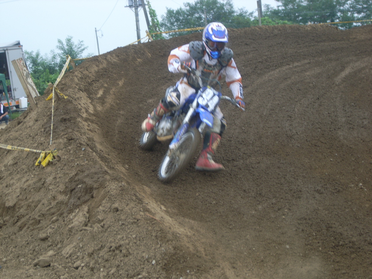 b0112138_0391314.jpg