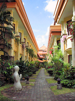 e0038669_1049304.jpg