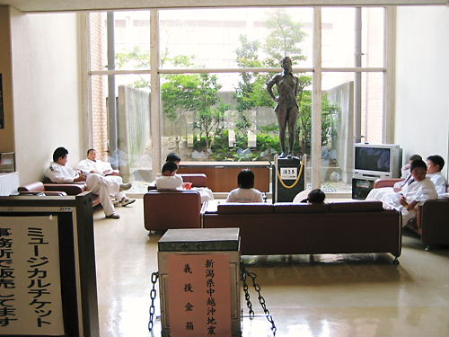 f0063216_0335763.jpg