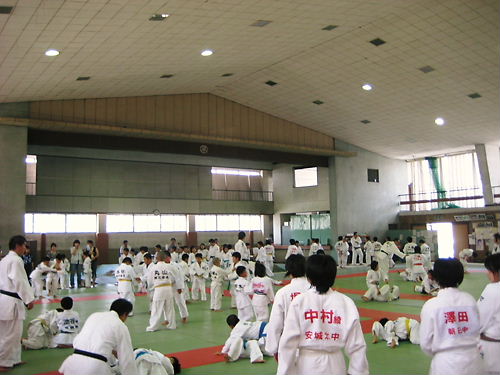 f0063216_0362110.jpg