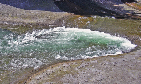 a0001354_2228577.jpg