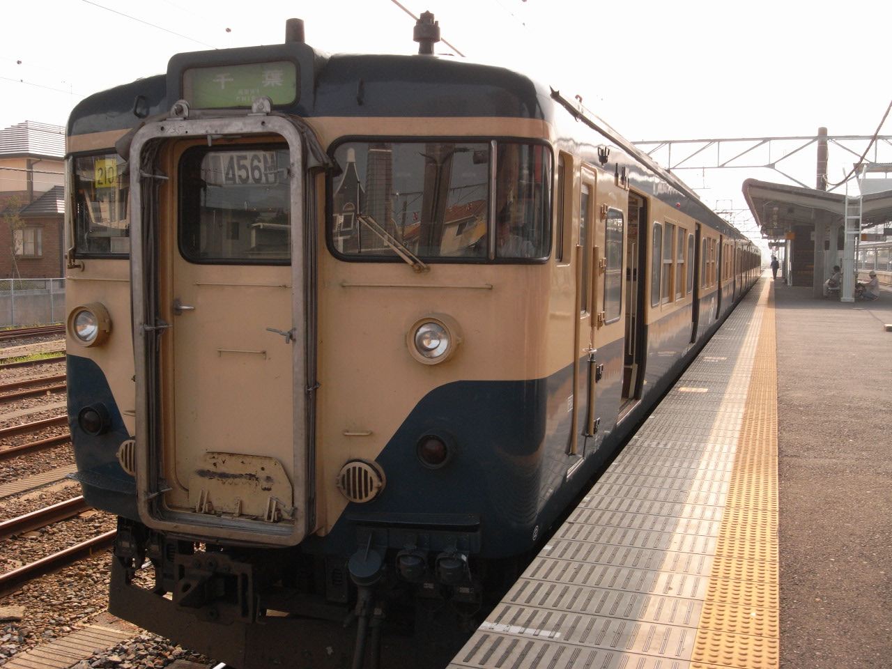 a0087341_8132239.jpg