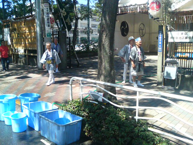 a0065010_0283561.jpg