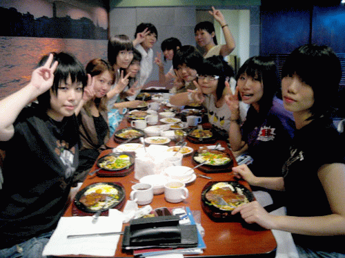 e0109645_1442674.gif