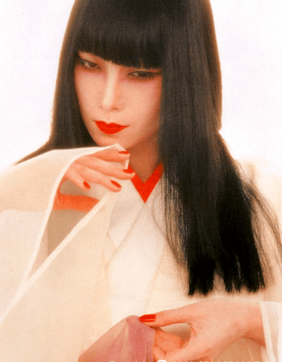 a0006605_22135859.gif