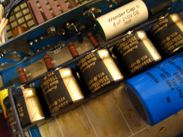 e0022439_1085766.jpg