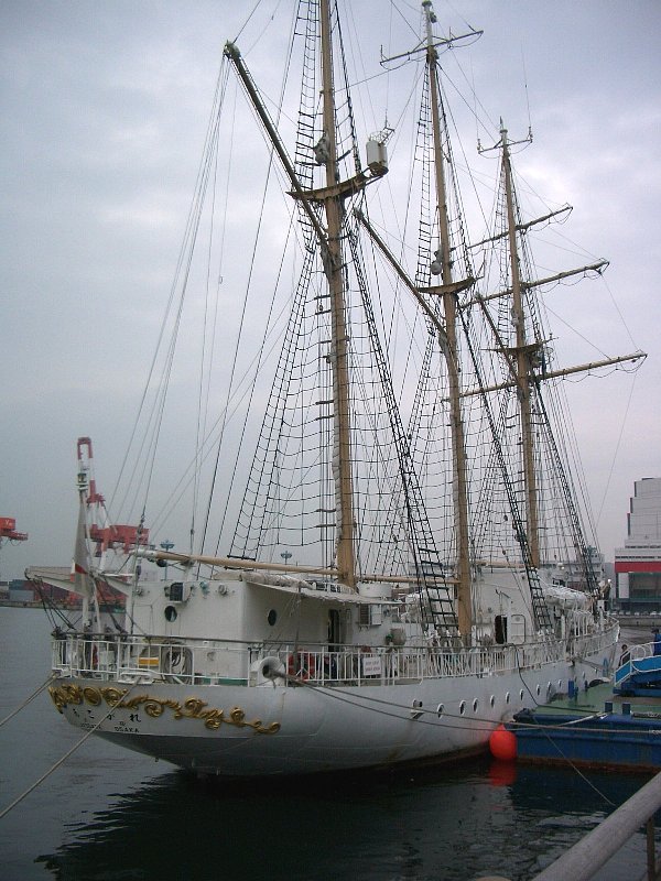 d0040314_23505376.jpg