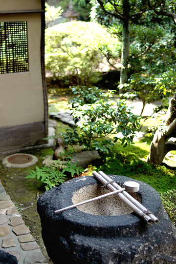 d0008146_23564997.jpg