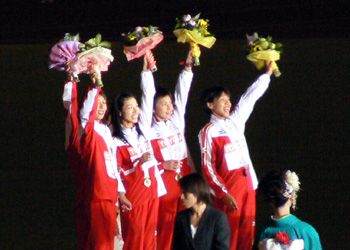 b0014587_0373220.jpg