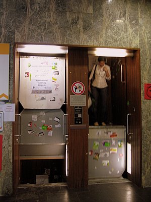 a0073357_332043.jpg