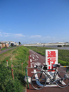 e0089826_1023069.jpg