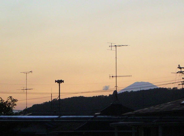 f0034156_2335473.jpg