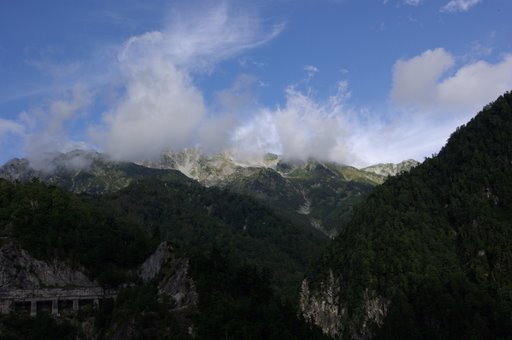 f0054075_2236698.jpg