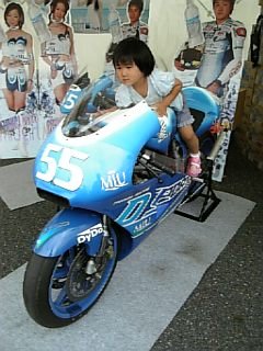 e0081989_9101021.jpg