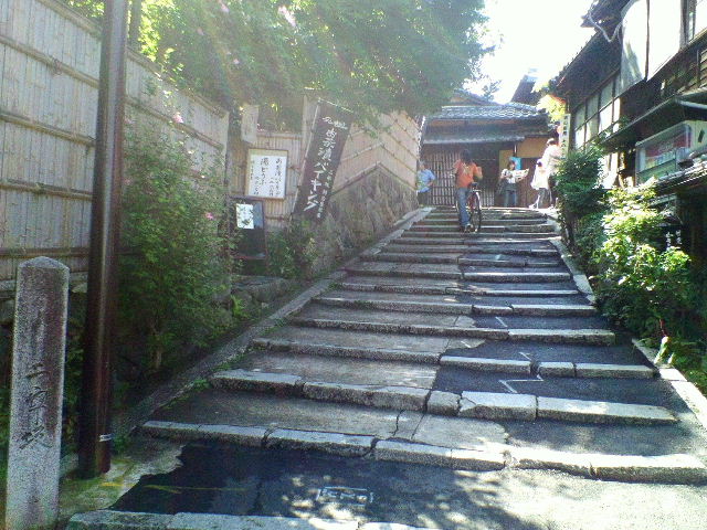 e0064133_0424447.jpg