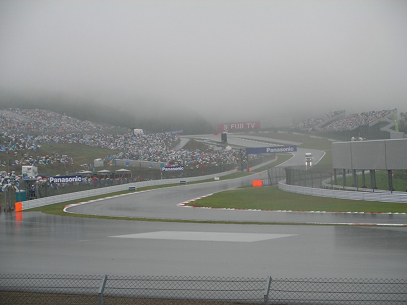 e0047547_1293071.jpg