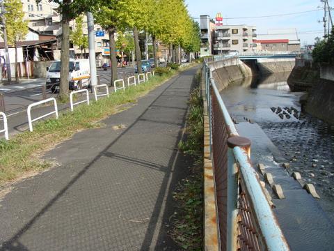 e0123808_22325973.jpg