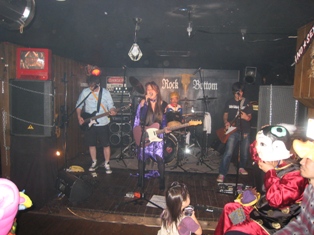 d0066024_112663.jpg