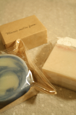 d0100192_21105279.gif